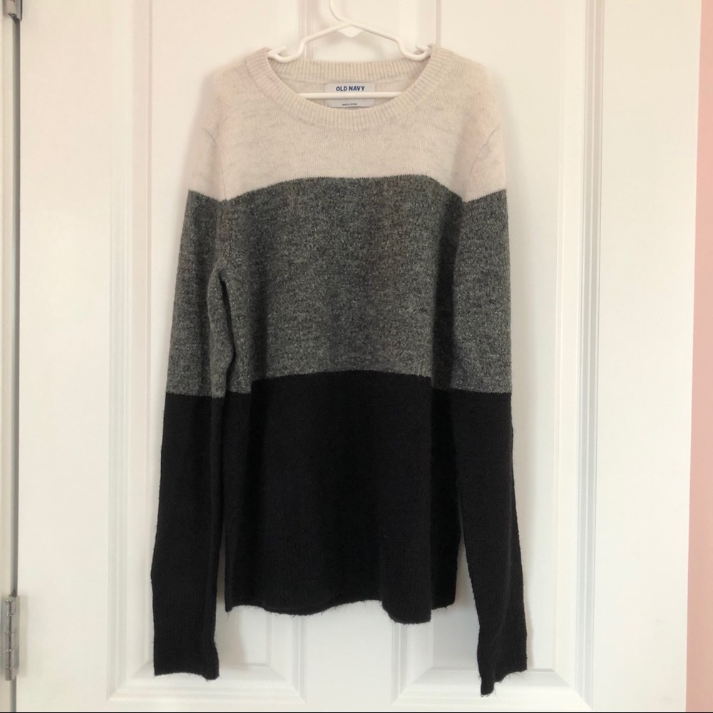 Old Navy Women’s Color Block Sweater